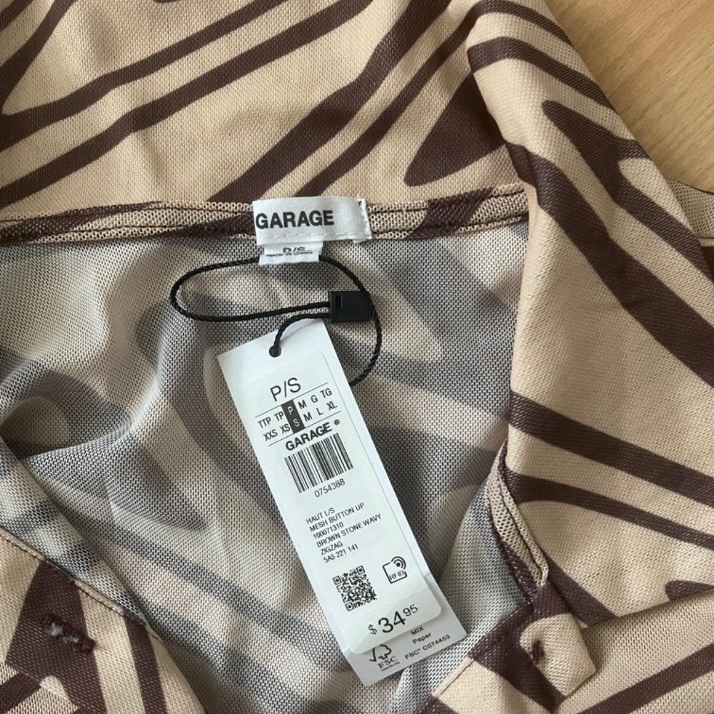 Mesh button up - Picture 3 of 3